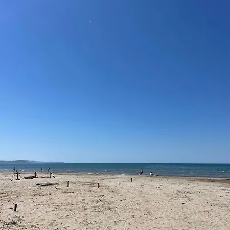 Fresh Beach Side Apartment Durres